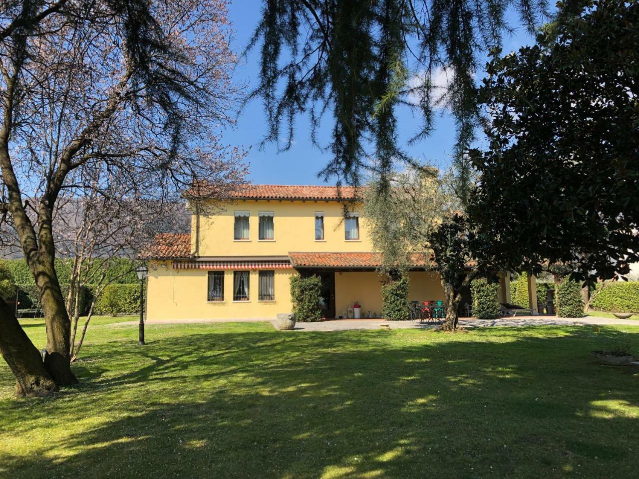 Romano D'Ezzelino Le Tre Querce B&B المظهر الخارجي الصورة